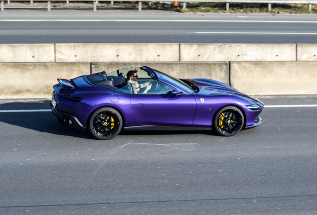 Ferrari Roma Spider