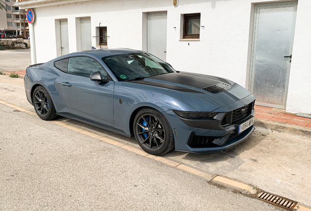 Ford Mustang Dark Horse 2024