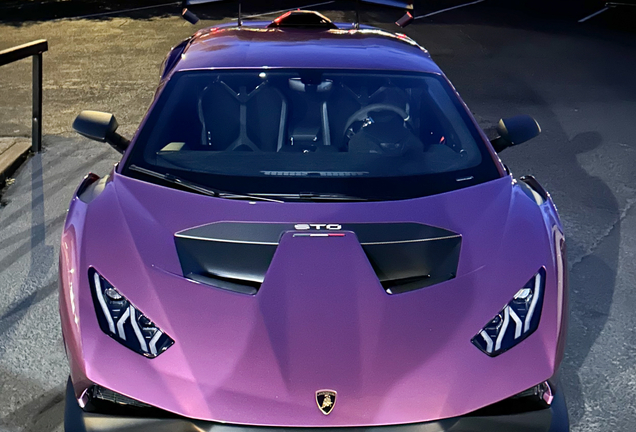 Lamborghini Huracán LP640-2 STO