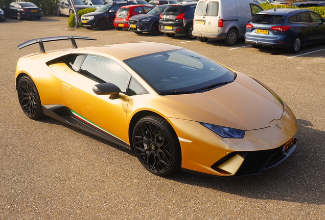 Lamborghini Huracán LP640-4 Performante