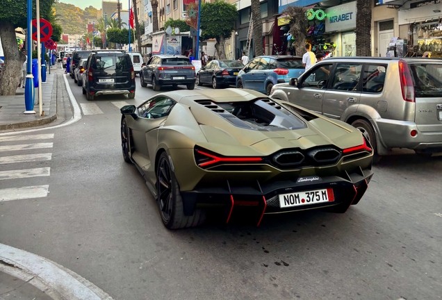 Lamborghini Revuelto