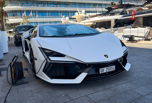 Lamborghini Revuelto