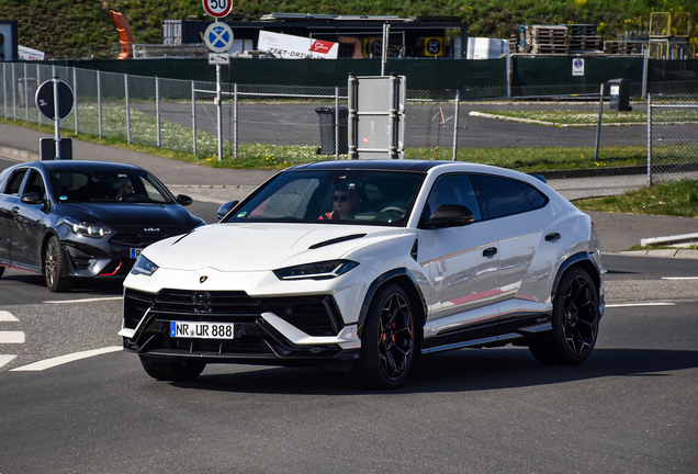 Lamborghini Urus Performante