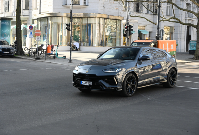 Lamborghini Urus Performante
