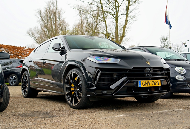 Lamborghini Urus S