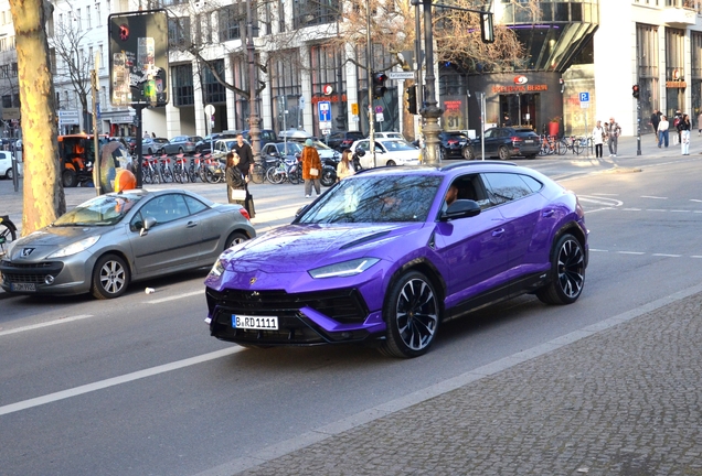 Lamborghini Urus S
