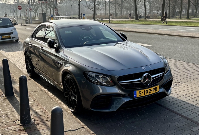 Mercedes-AMG E 63 S W213