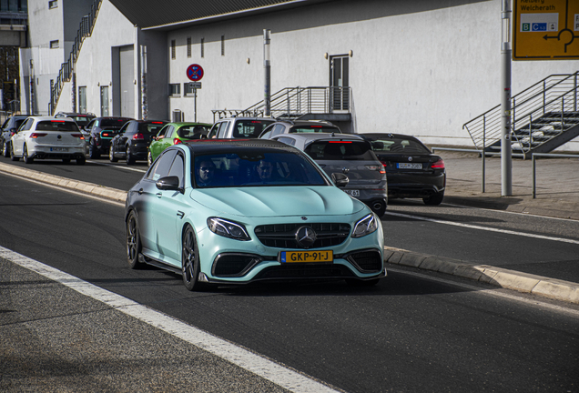 Mercedes-AMG E 63 S W213