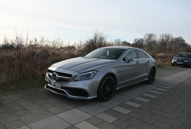 Mercedes-Benz CLS 63 AMG C218 2015