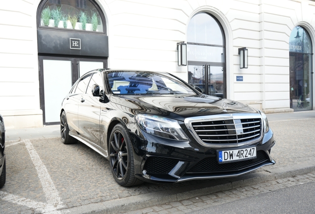 Mercedes-Benz S 63 AMG V222
