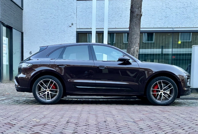 Porsche 95B Macan GTS MkIII