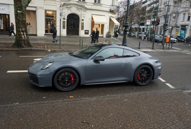 Porsche 992 Carrera 4 GTS MkII
