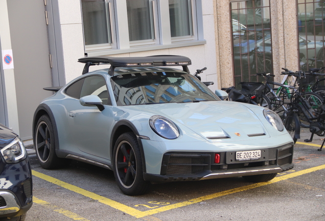 Porsche 992 Dakar