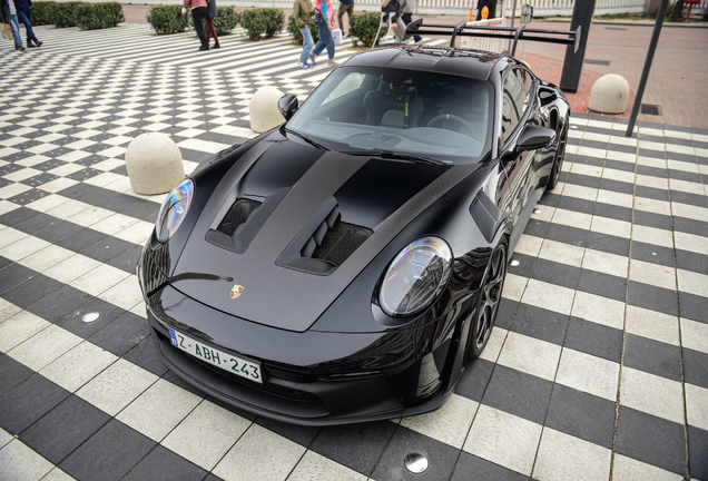 Porsche 992 GT3 RS MkI Weissach Package