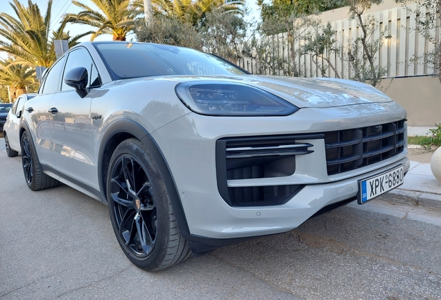 Porsche Cayenne Coupé Turbo E-Hybrid