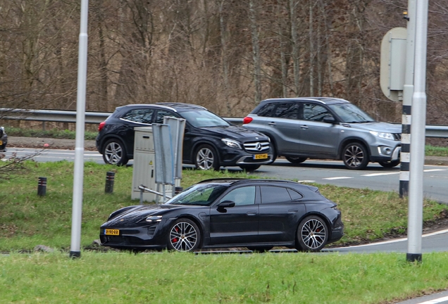 Porsche Taycan GTS Sport Turismo