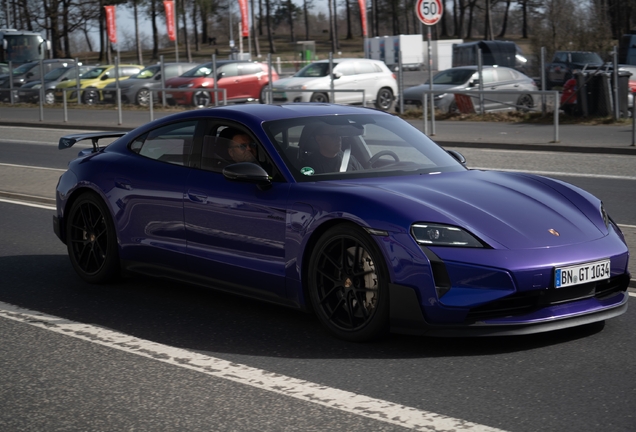 Porsche Taycan Turbo GT Weissach Package