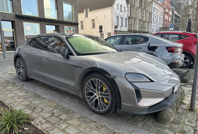 Porsche Taycan Turbo S Sport Turismo MkII