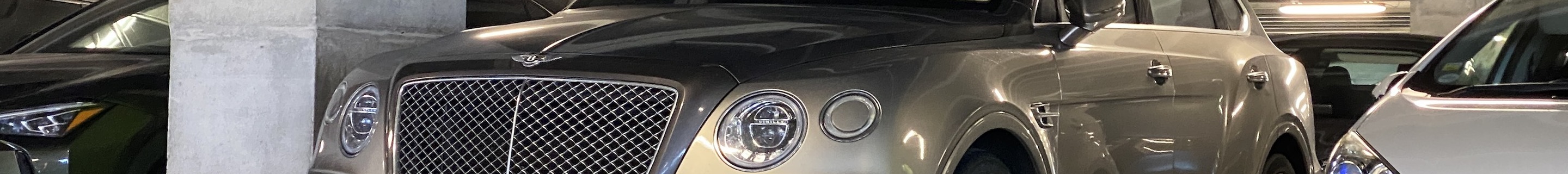 Bentley Bentayga V8