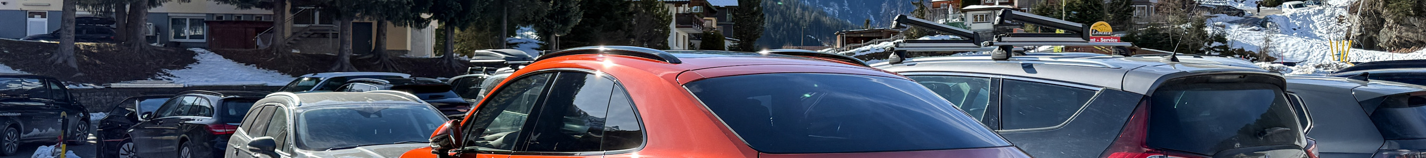 Porsche Macan EV Turbo