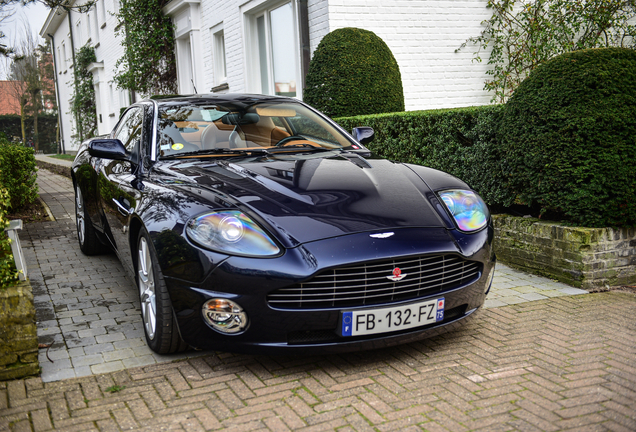 Aston Martin Vanquish S