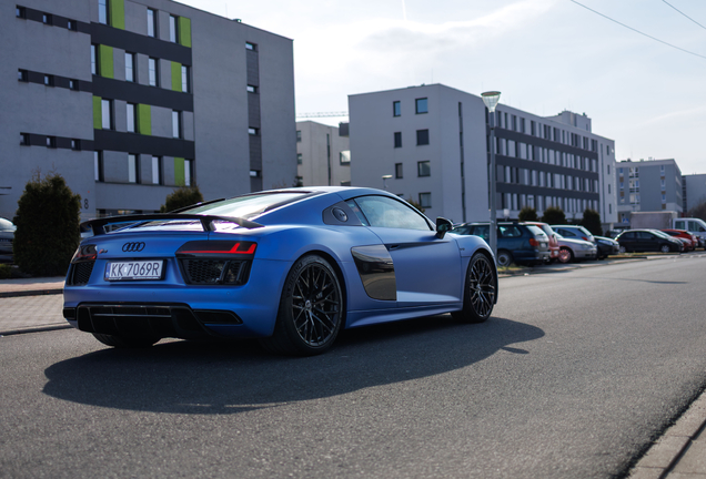 Audi R8 V10 Plus 2015