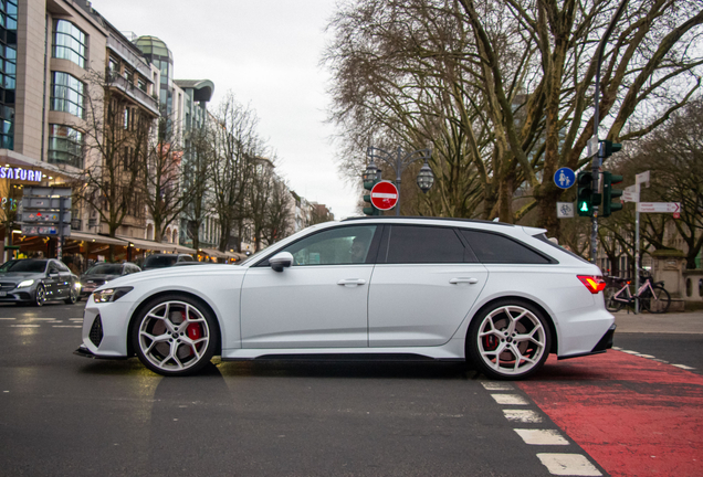 Audi RS6 Avant C8