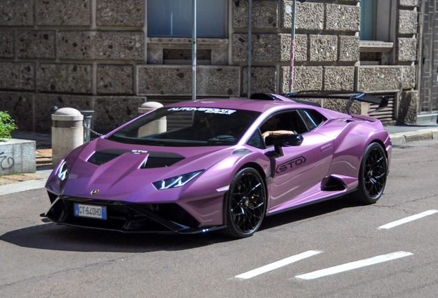 Lamborghini Huracán LP640-2 STO