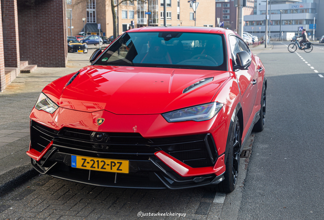 Lamborghini Urus Performante