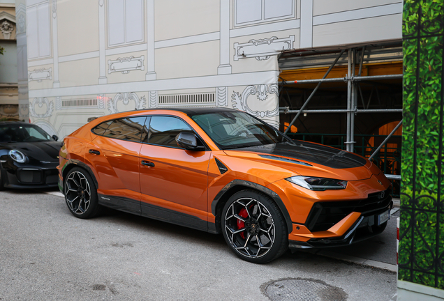 Lamborghini Urus Performante