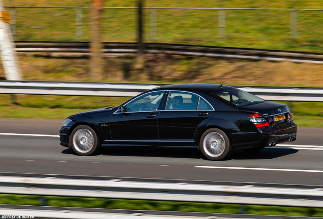 Mercedes-Benz S 63 AMG W221