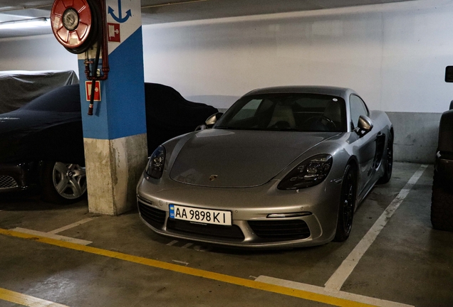 Porsche 718 Cayman S