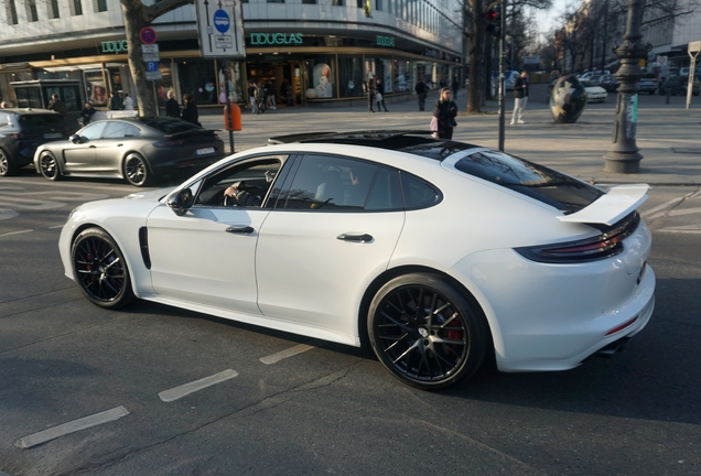 Porsche 971 Panamera GTS MkI