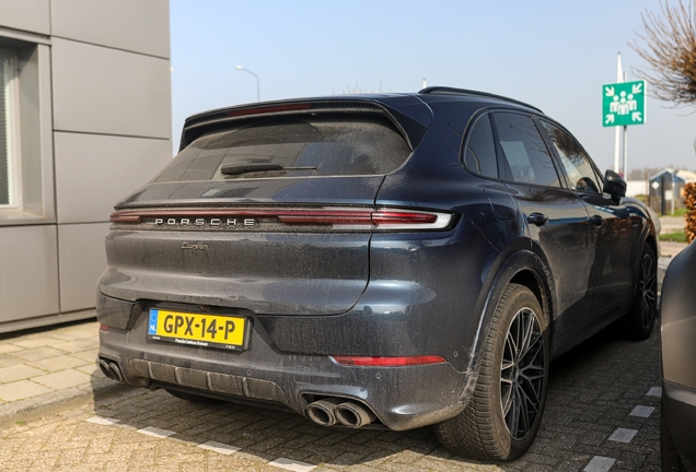 Porsche 9YA Cayenne Turbo E-Hybrid