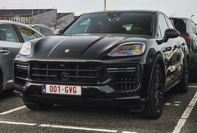 Porsche Cayenne Coupé Turbo E-Hybrid