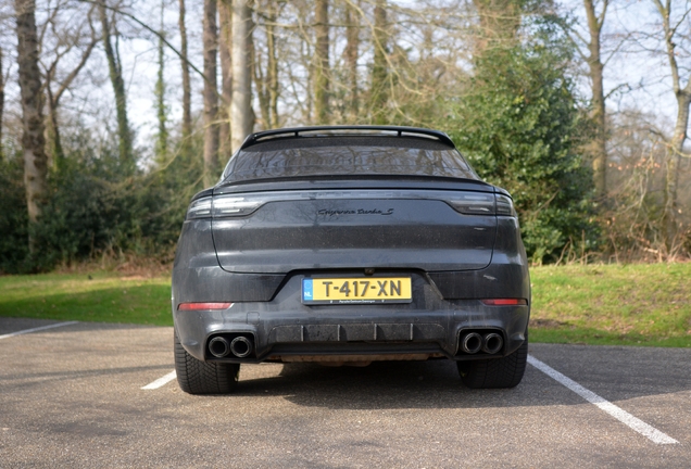 Porsche Cayenne Coupé Turbo S E-Hybrid