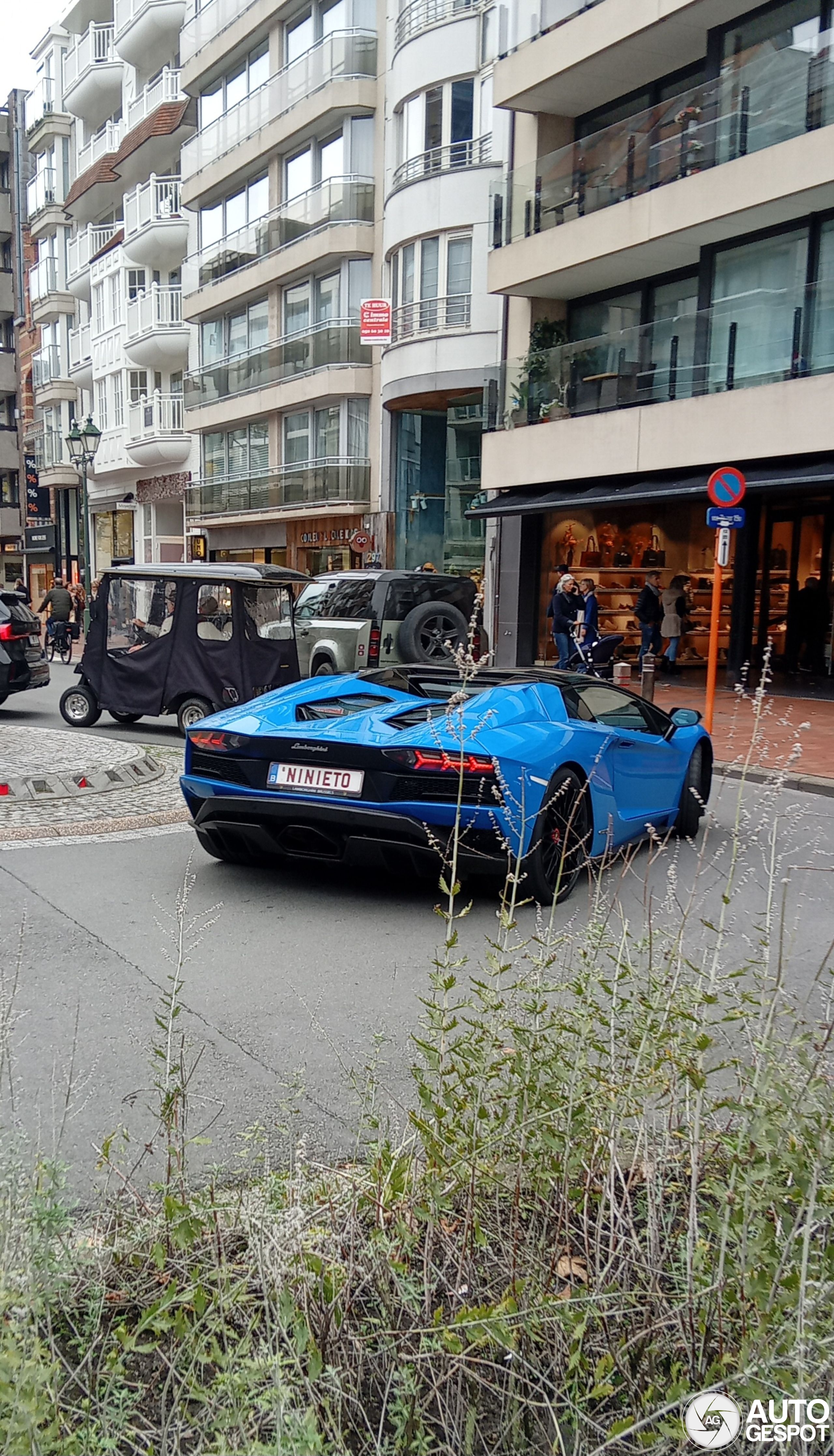 Lamborghini Aventador S LP740-4 Roadster