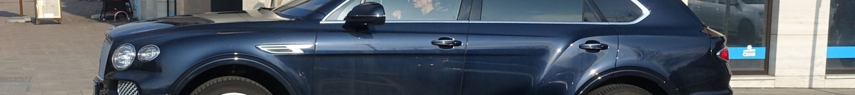 Bentley Bentayga V8 2021