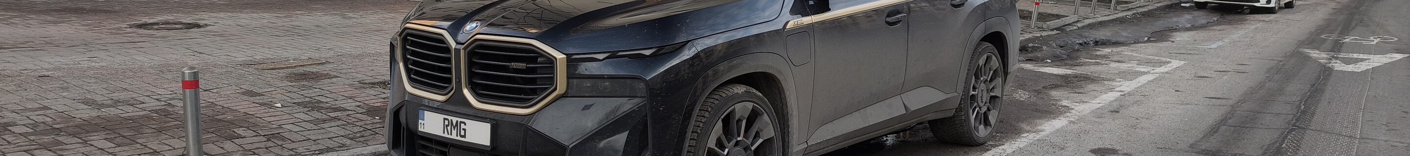 BMW XM G09