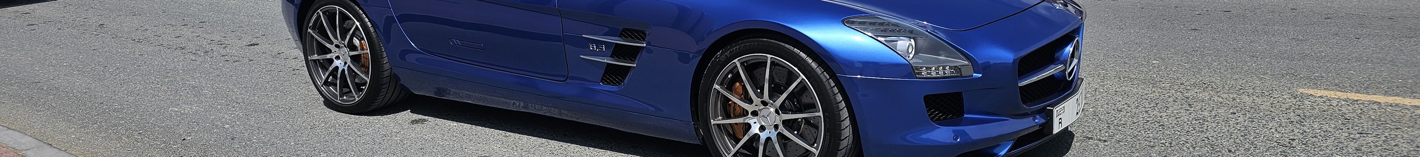 Mercedes-Benz SLS AMG