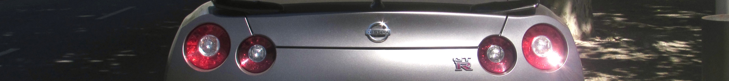 Nissan GT-R 2011