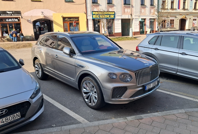 Bentley Bentayga Azure 2024