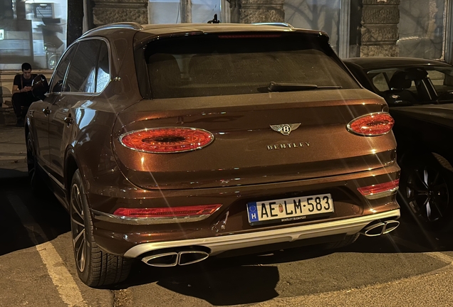 Bentley Bentayga Azure EWB First Edition