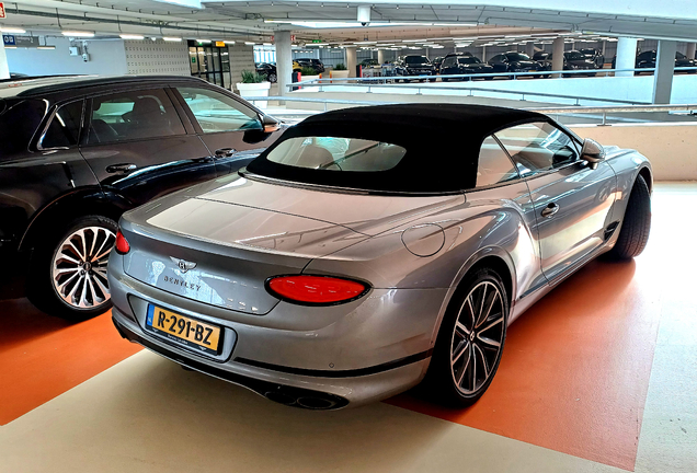 Bentley Continental GTC V8 2020