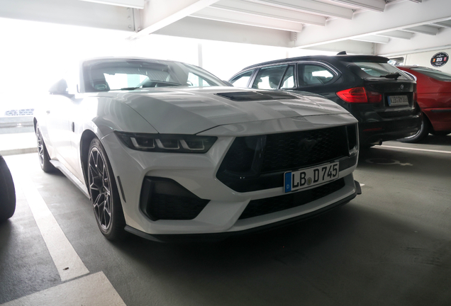 Ford Mustang Dark Horse 2024