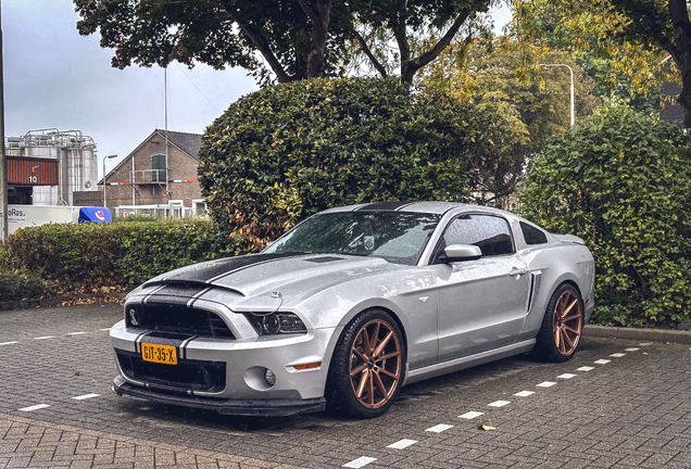 Ford Mustang GT 2013