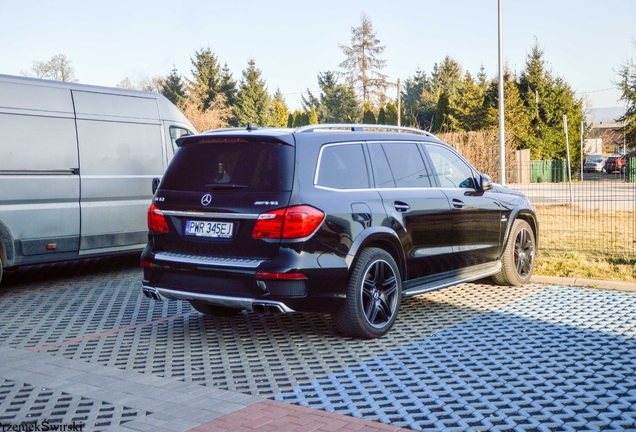 Mercedes-Benz GL 63 AMG X166