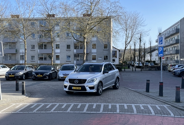 Mercedes-Benz ML 63 AMG W166