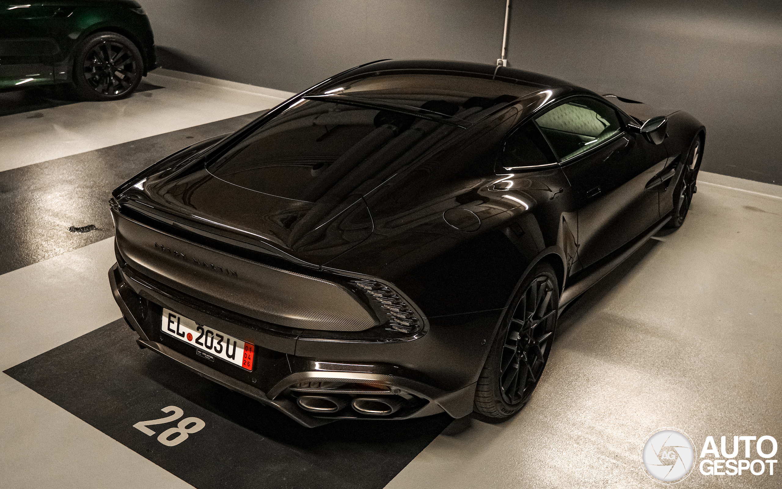 Aston Martin Vanquish 2025