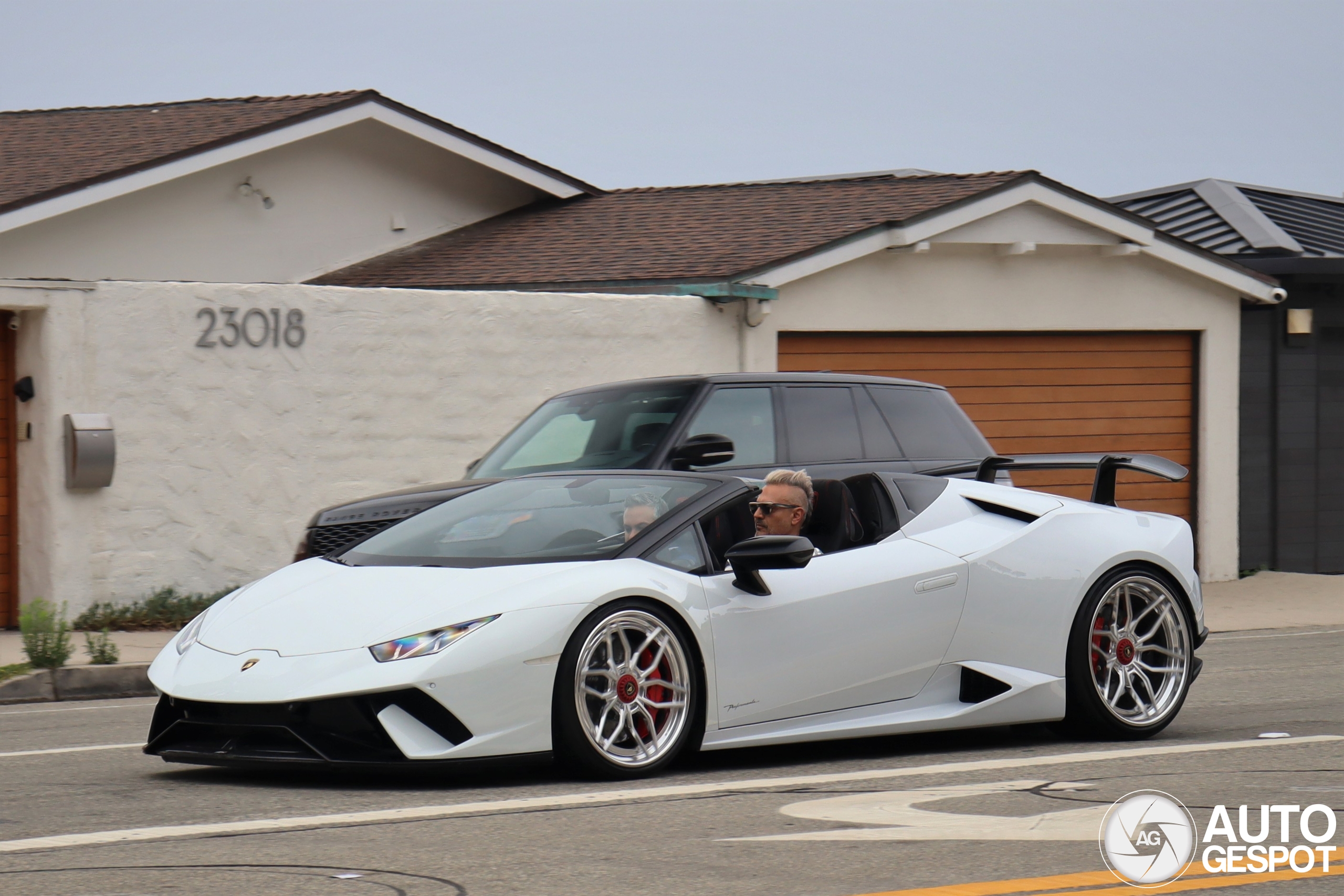 Lamborghini Huracán LP640-4 Performante Spyder